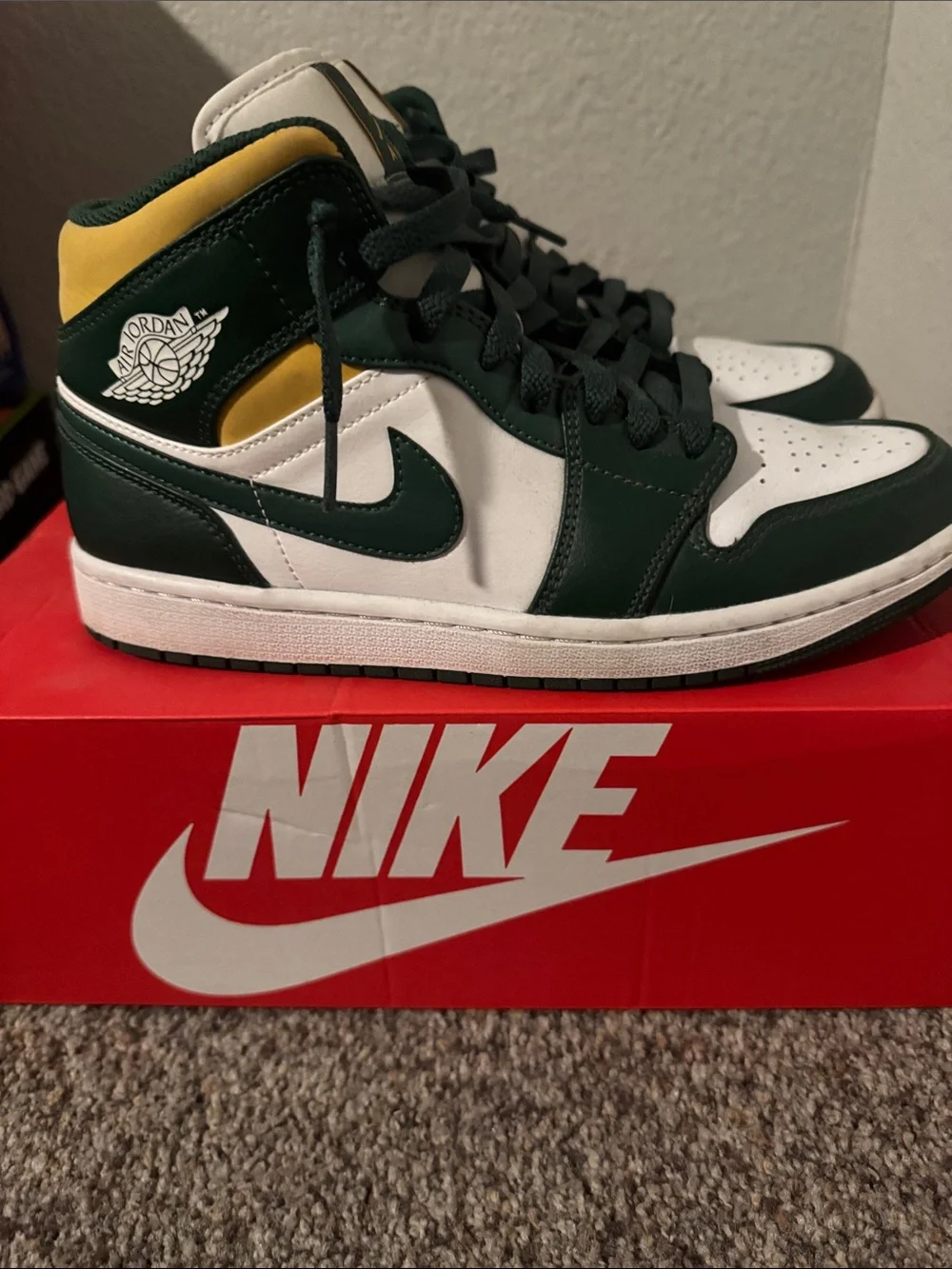 Jordan Men's High-Top Sneakers in Green, White, and Gold